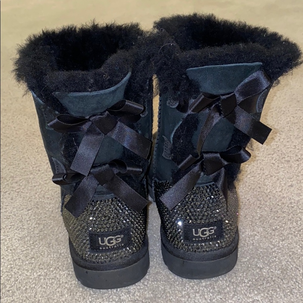 BAILEY BOW BEDAZZLED UGGS